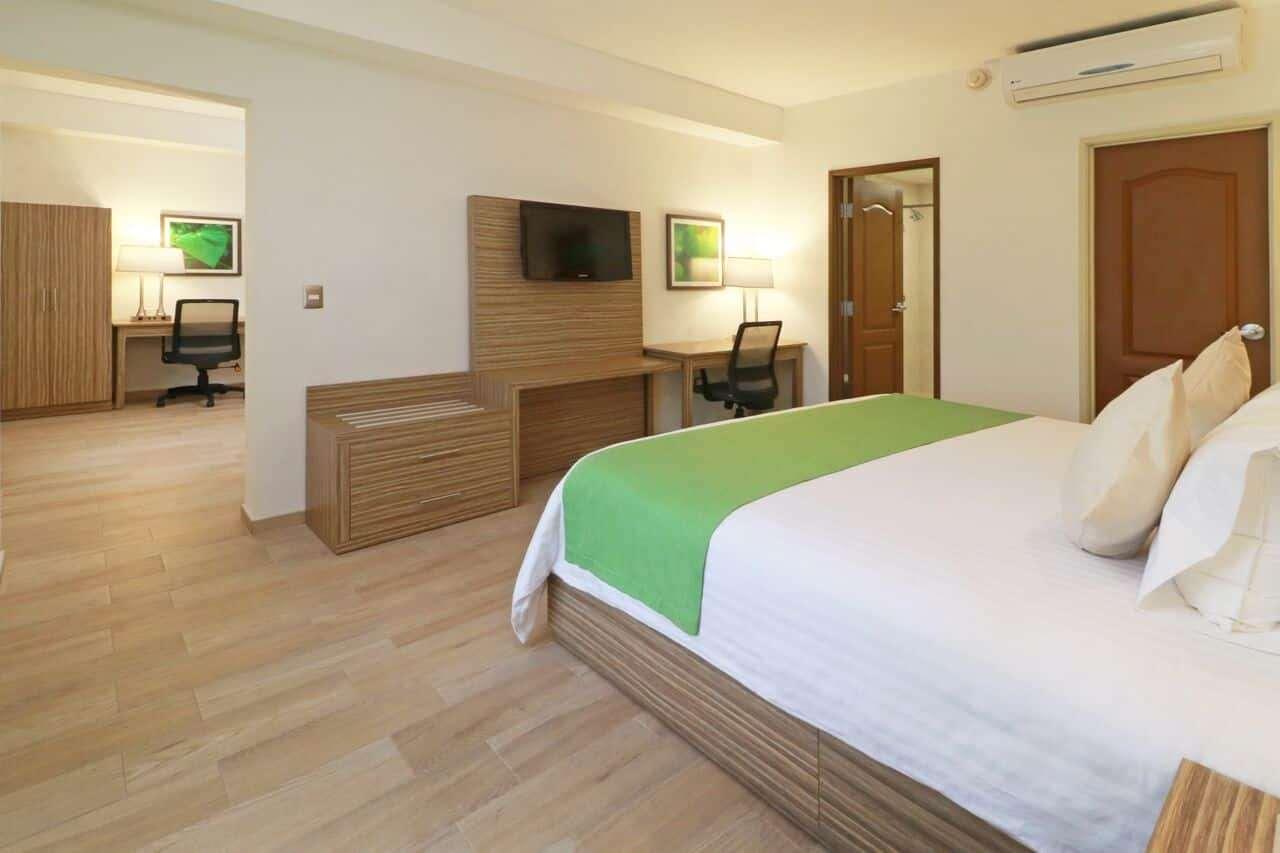 Wyndham Garden Monterrey Valle Real Exterior foto